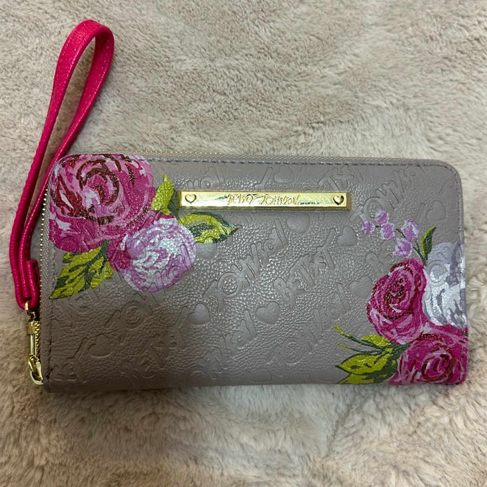 🌷Betsey Johnson Wallet